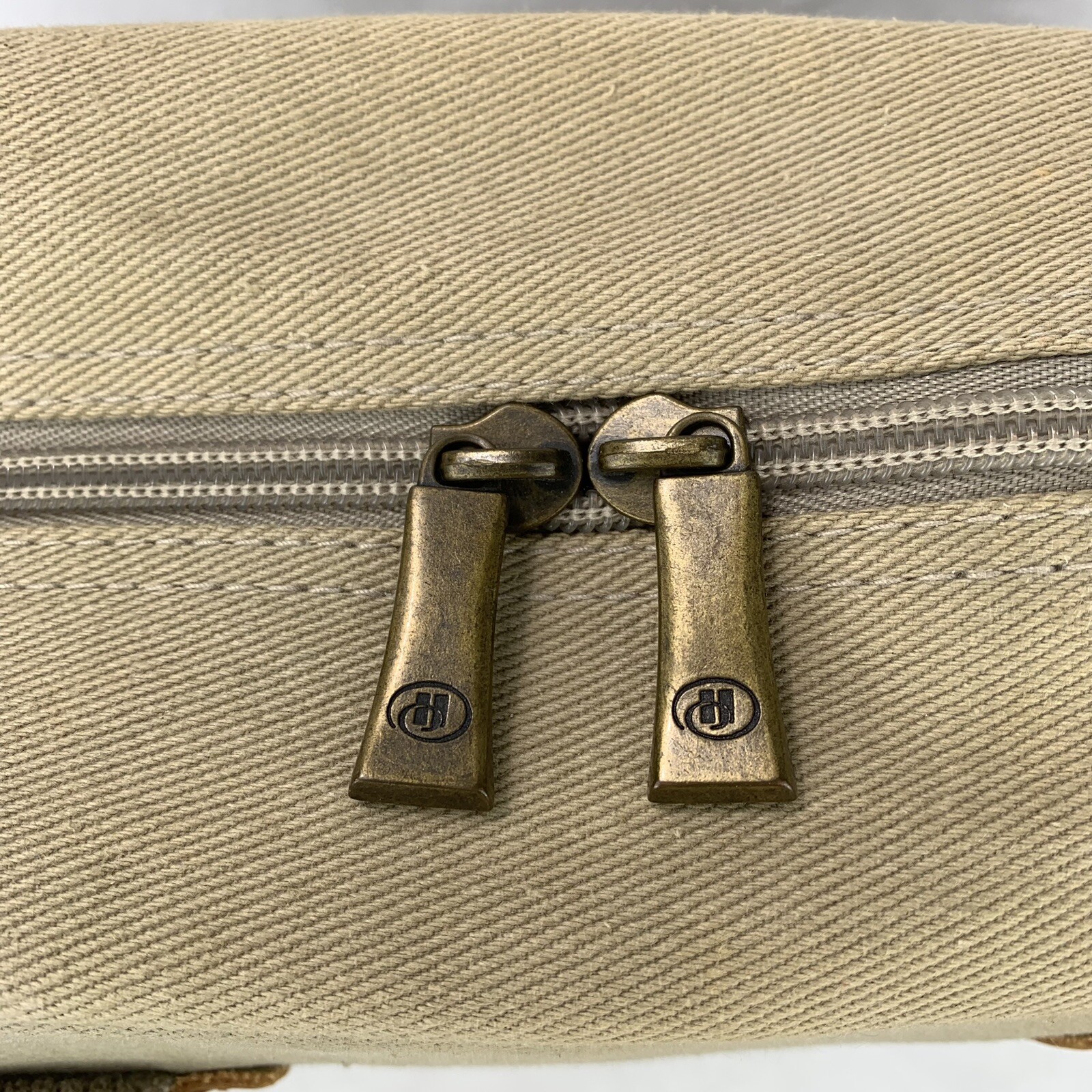 Vintage Hilton Honors Carry On Heavy Canvas Bag Small Overnight 12.5” Tan
