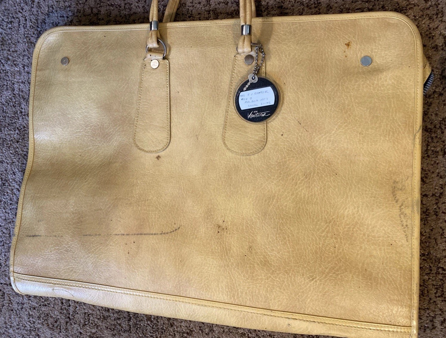VTG Travel Shoe Bag by Ventura Tan/Yellow Faux Leather Tote Lock Key Tag