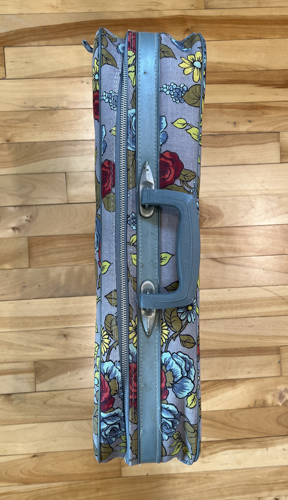 Vintage Flower Power Retro Suitcase Luggage 60s-70’s BoHo Hippee