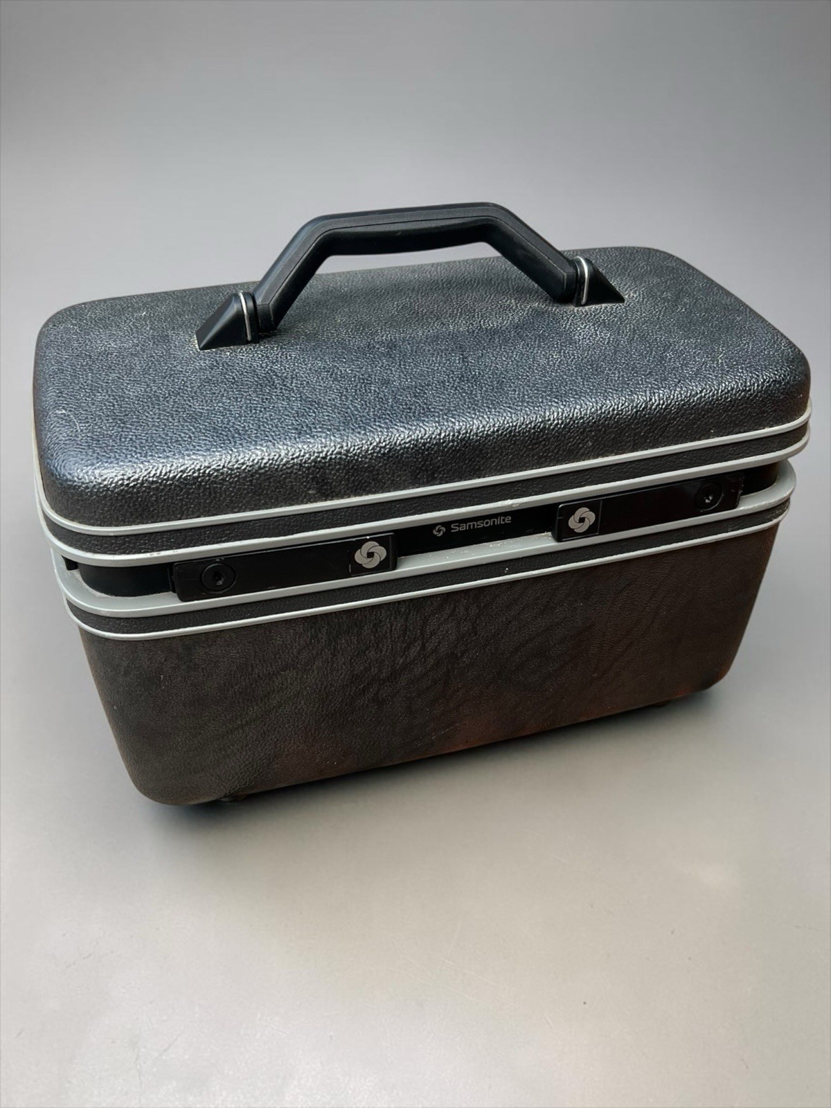 Vintage Samsonite Series 3600 Charcoal Gray Vanity Train Case w Mirror & Keys