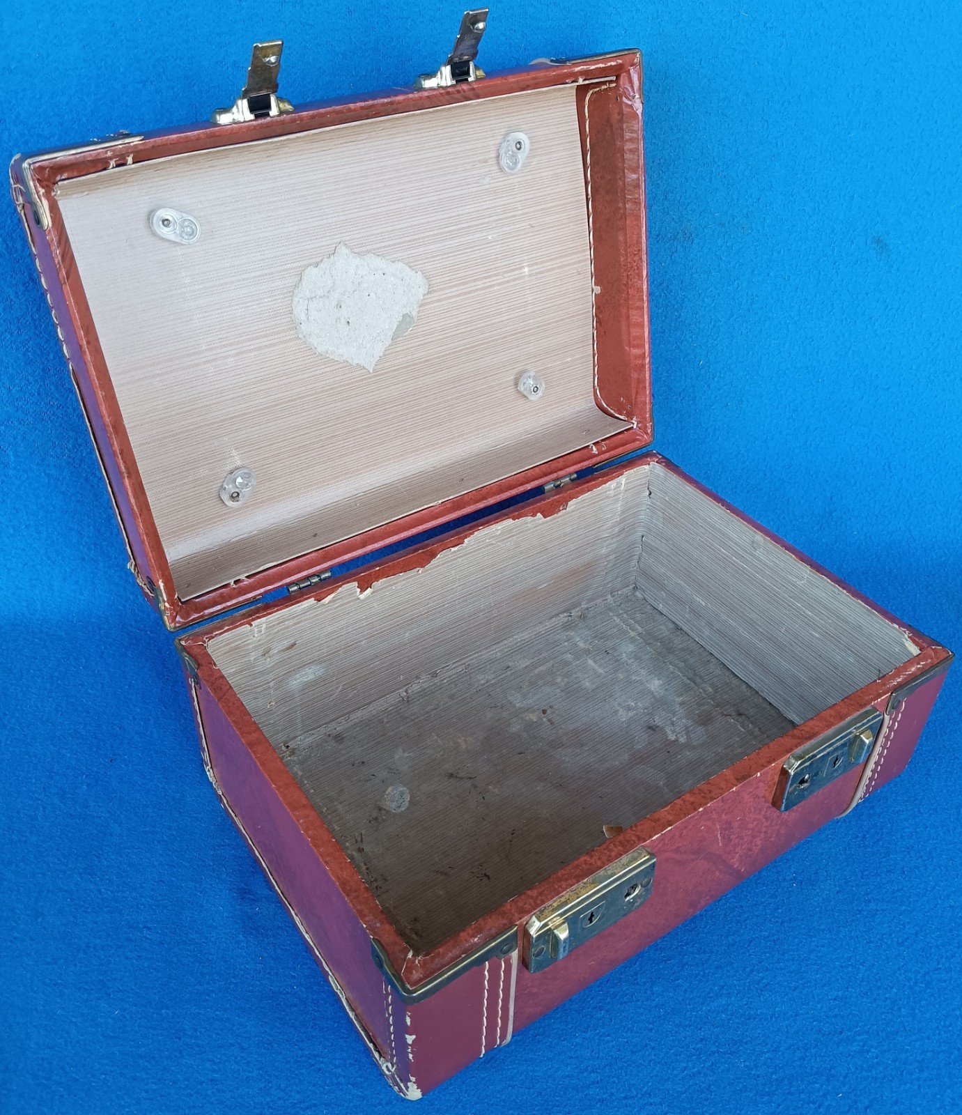 Vintage 1940’s Brown Faux Leather Hard Travel Train Makeup Case Luggage Suitcase
