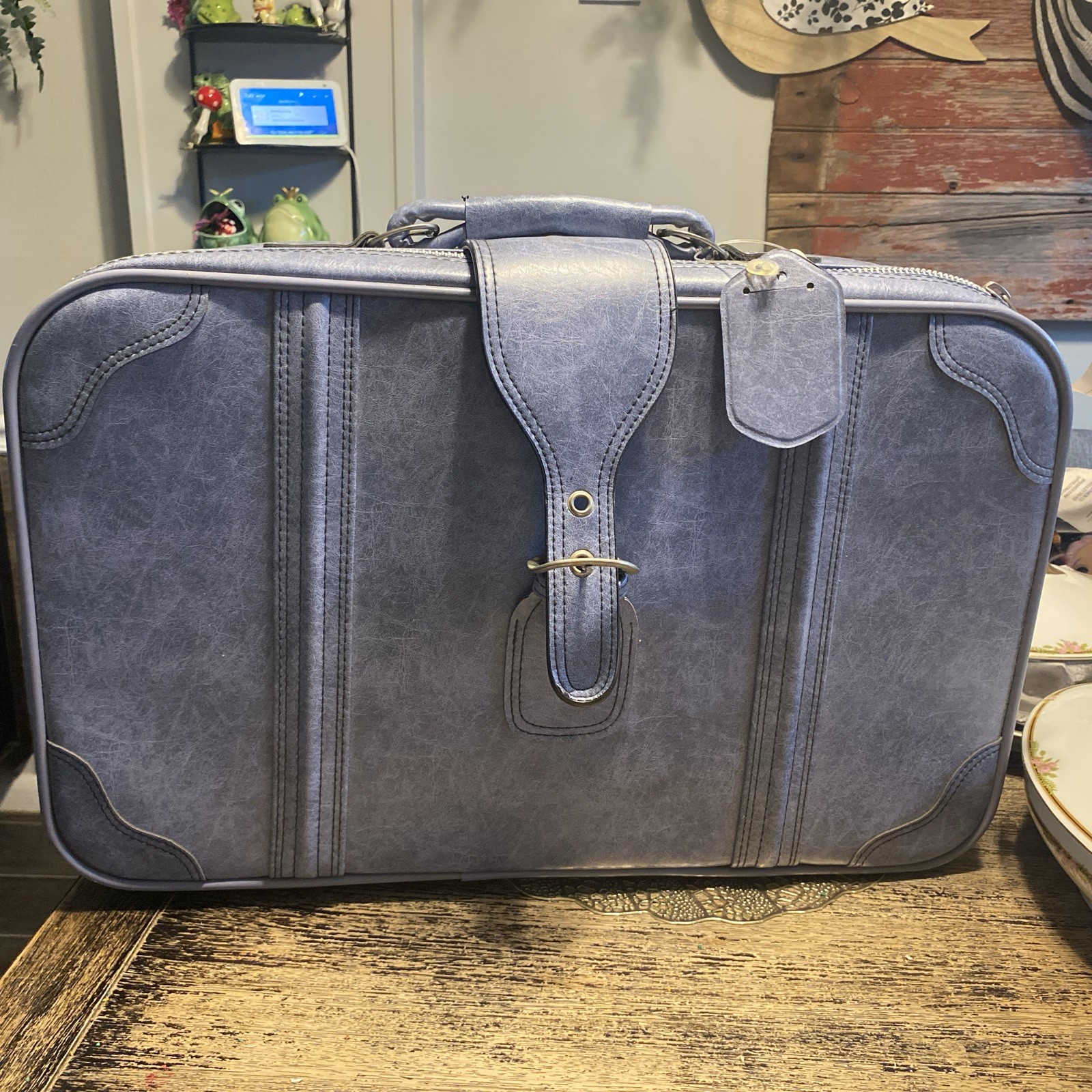 Vintage Luggage – Sky Blue Leather Rectangle Zip Up Suitcase w/ Buckle