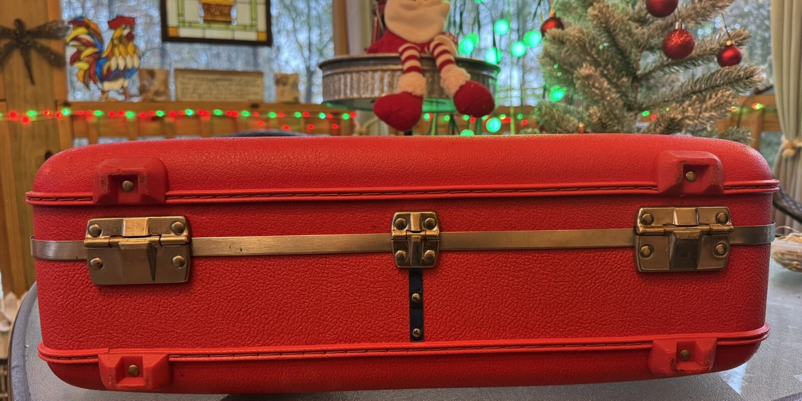 MCM American Tourister Hardshell 20″ Vtg Red Retro Suitcase vintage