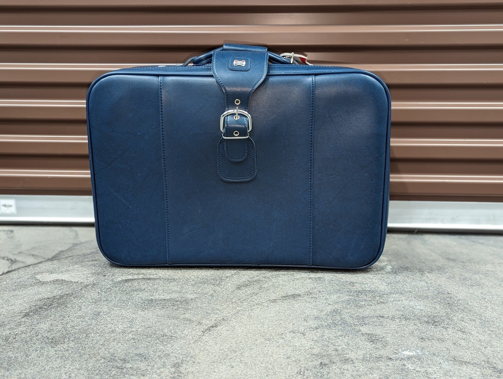 Vintage American Tourister 20″ x 15″ Blue Vegan Leather Suitcase Travel Luggage