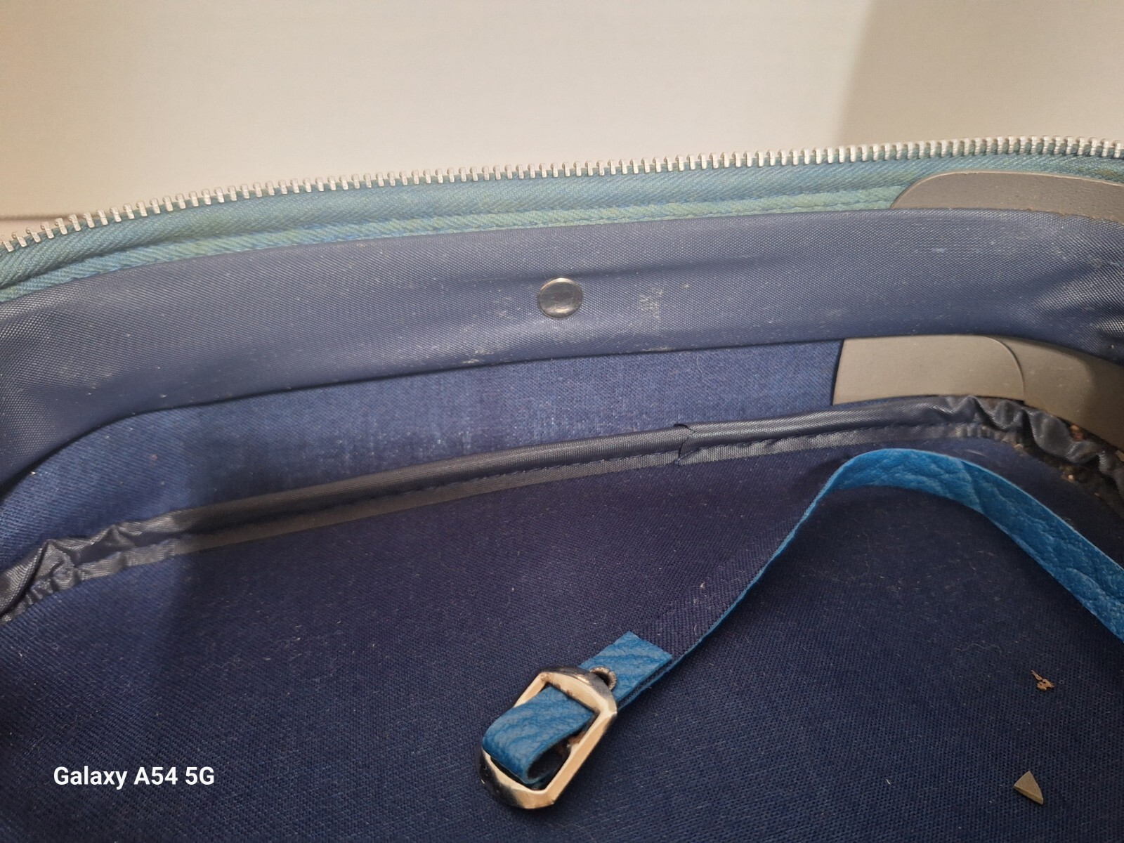 Vintage 70’s K Line Travel Bag Carry on Blue Textured Zippers Handle