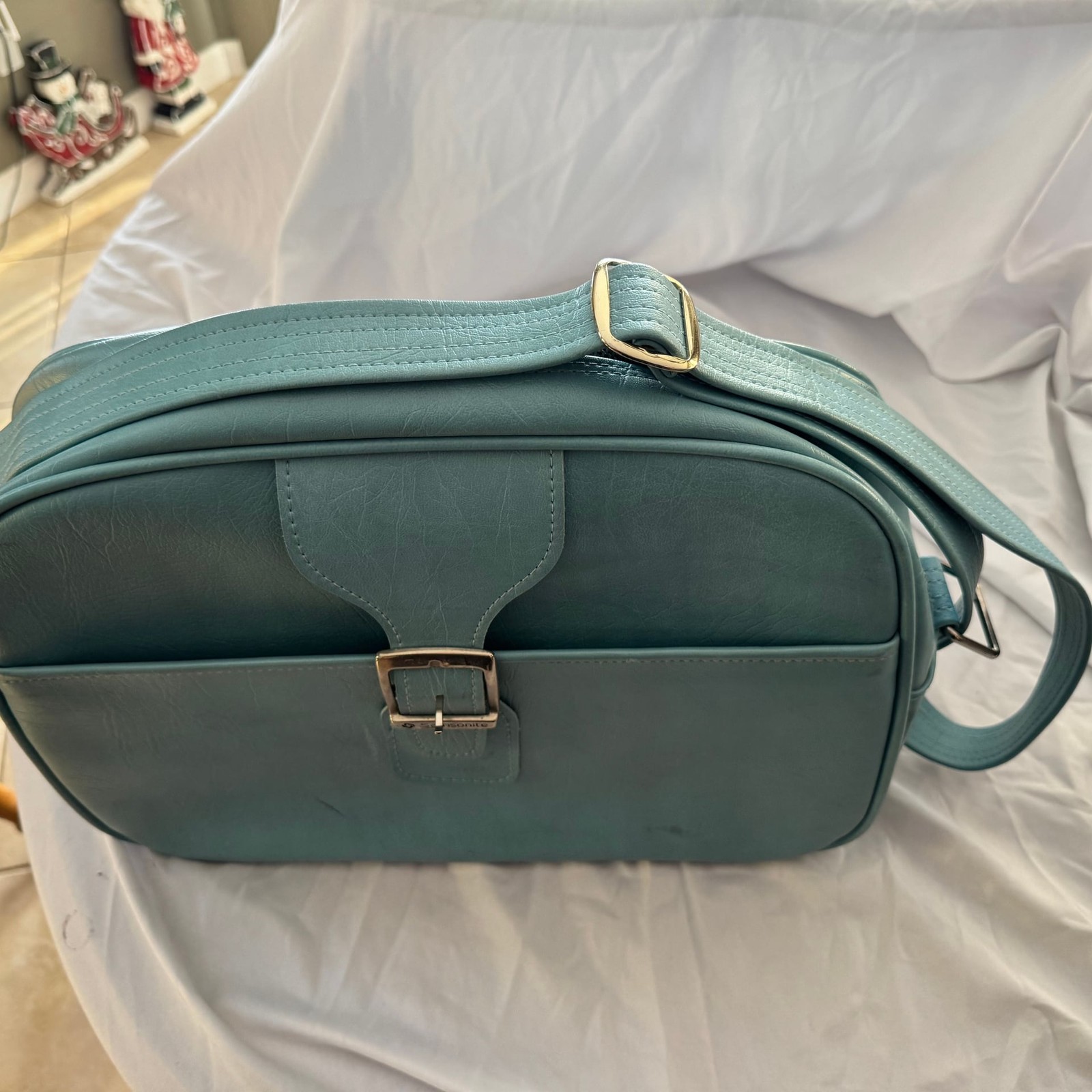Vintage 1960s Samsonite Blue Vinyl Carry-On Shoulder Bag