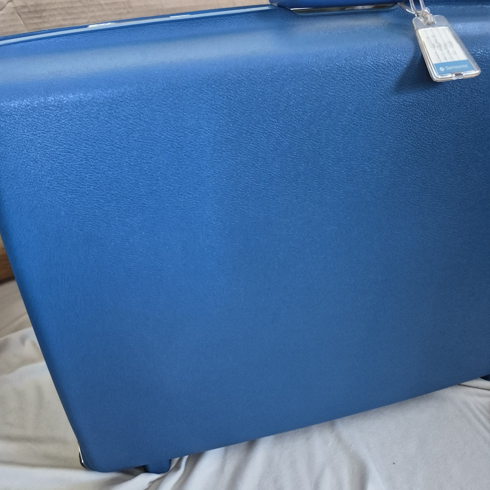Samsonite Concord Vintage Hard Shell Suitcase 30” x 23” x 9” Blue + Wheels
