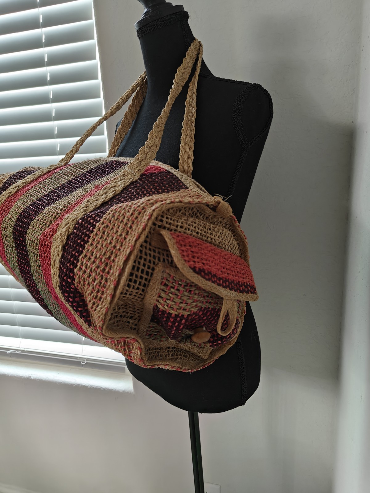 Large Woven Stripe Design Bag Straw Suitcase/Tote 2 Side Pockets Wood Buttons