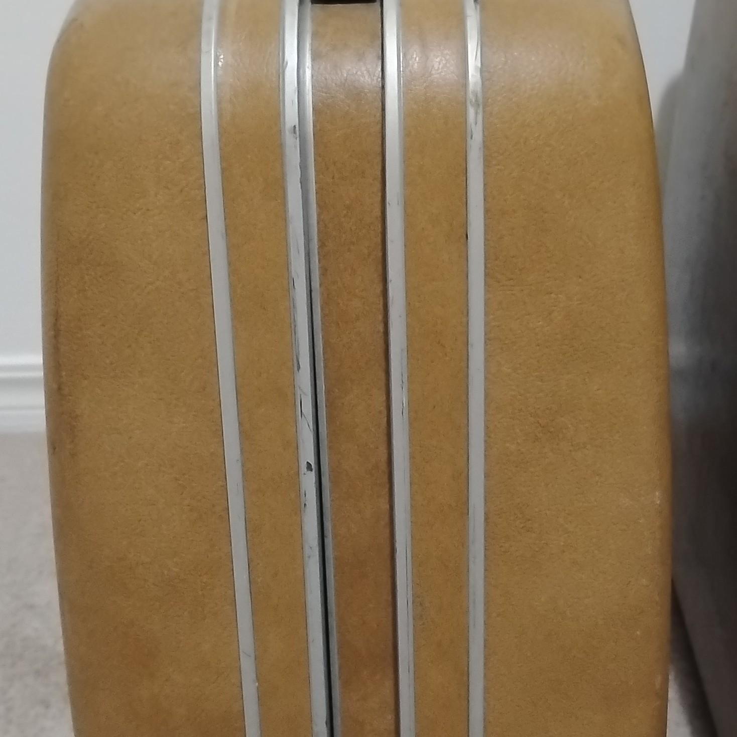 Samsonite Hard Shell Brown Luggage Set 1970s Locking Tie-Down Extra Compartments