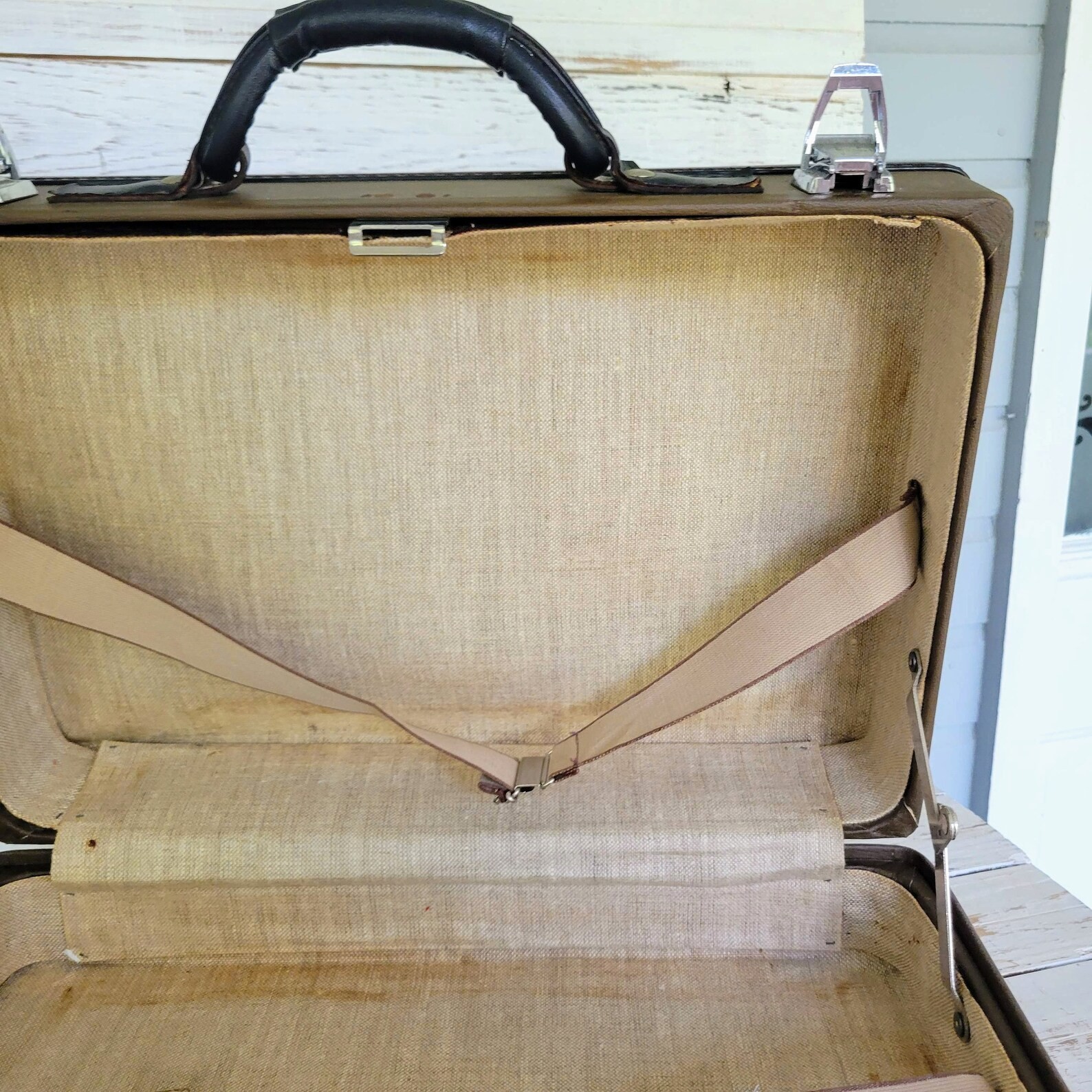 Beautiful Tan with Black Trim Small Suitcase – Vintage Carry-on Luggage