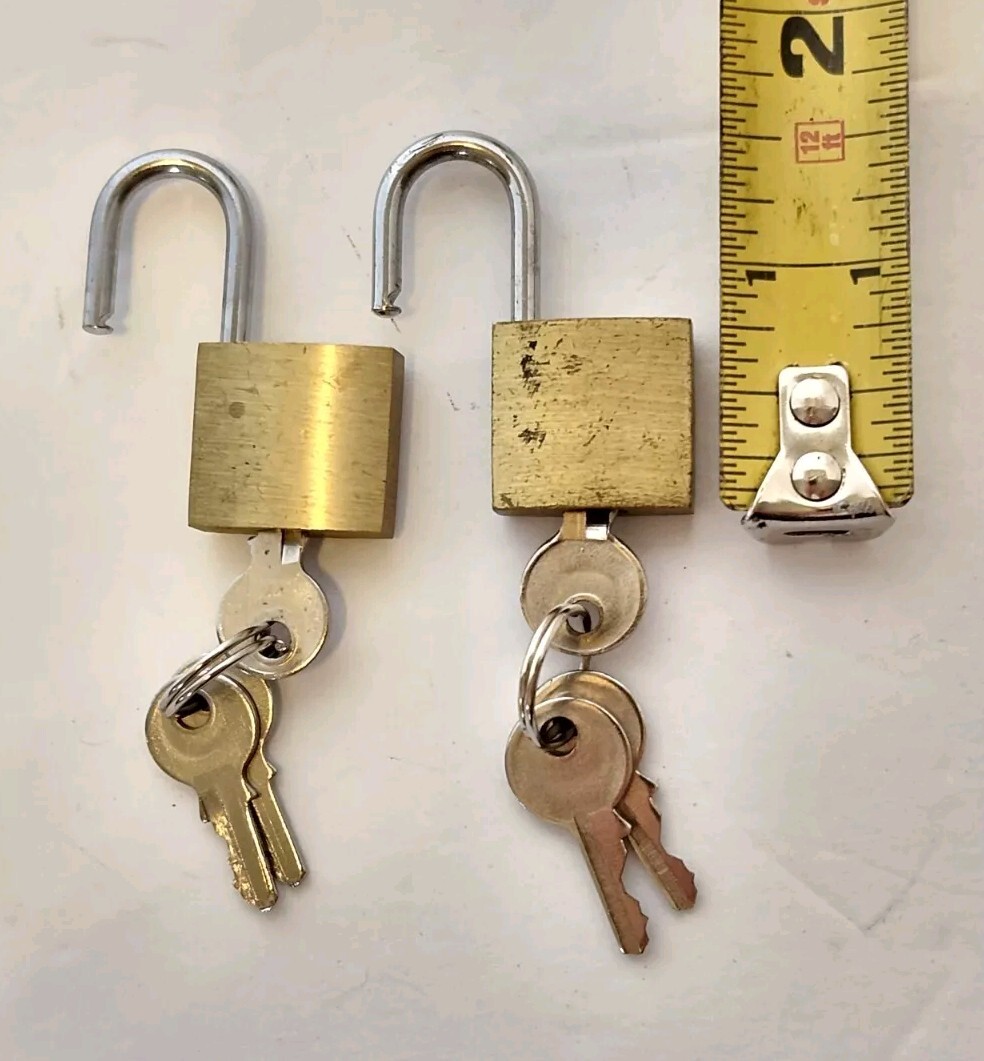 Small Luggage Lock Lot Of 4 * 2 Brinks & 2 Unbranded