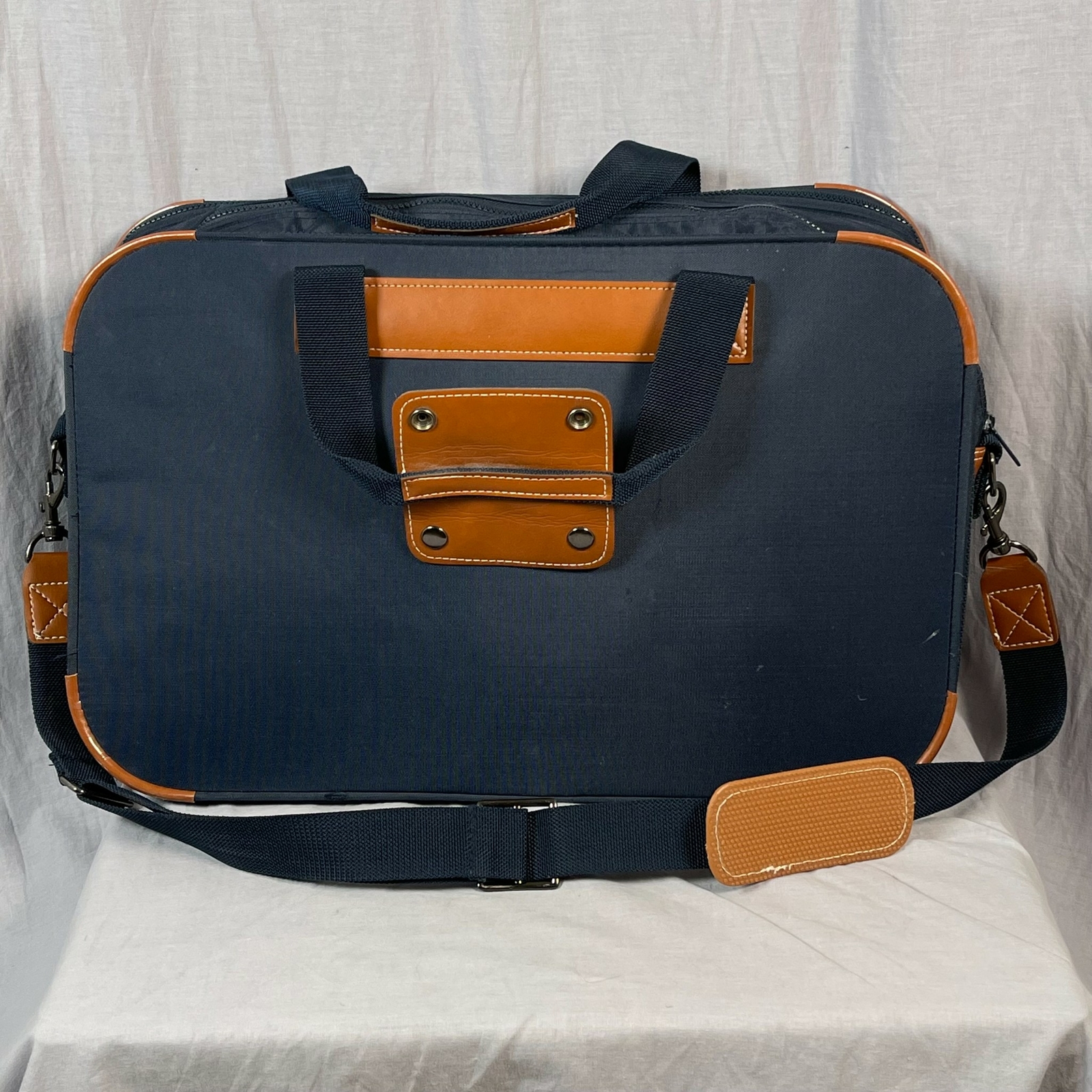 Jordache Canvas Large Carry On Shoulder Messenger Bag Travel Weekender Vintage