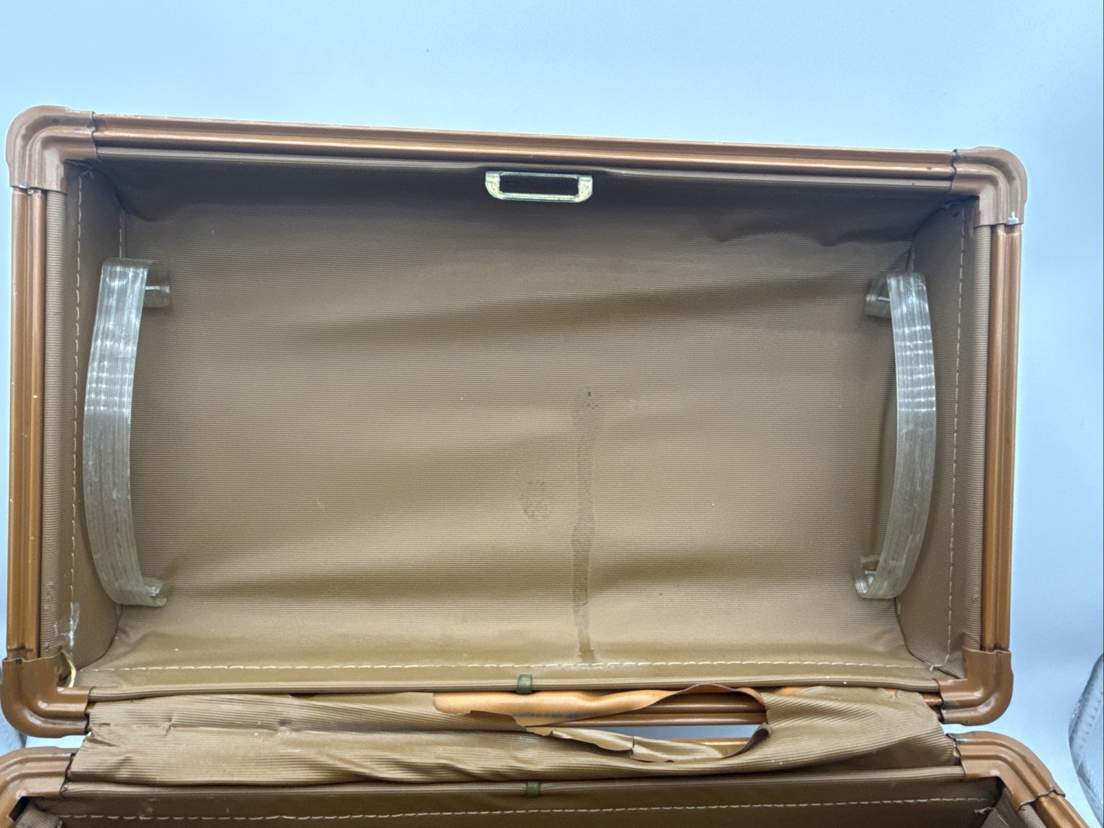 Vintage Samsonite Schwayder #4612 Brown Faux Leather Makeup Train Hard Case