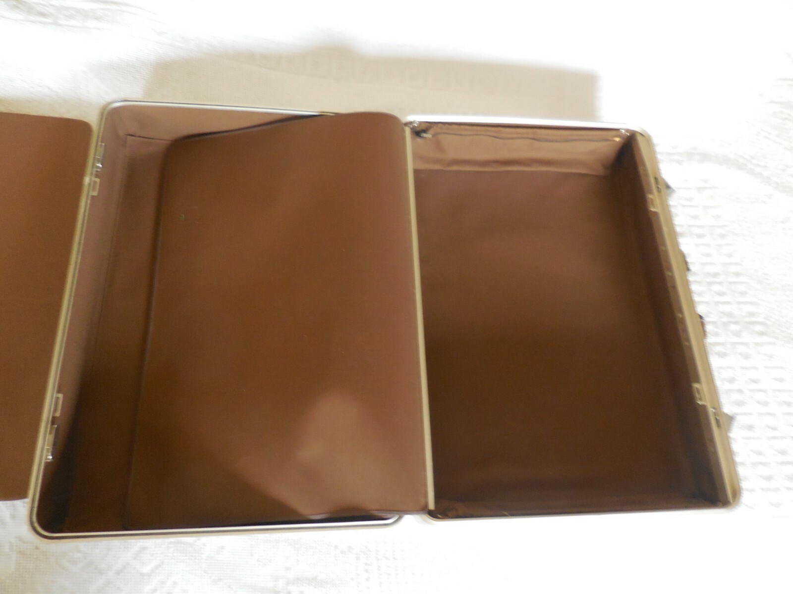Vintage Zero Halliburton Gold Aluminum Suitcase Luggage Camera Gun Case 26x18x9