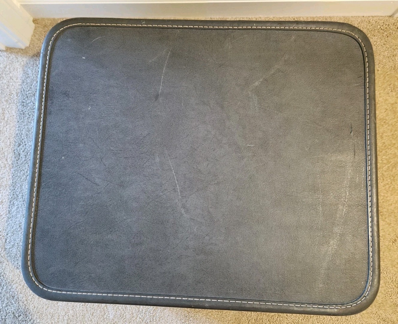 Skyway Hard Blue Vtg Suitcase w/Garment Holder~1940’s – No key. 21”x18”x8.75”