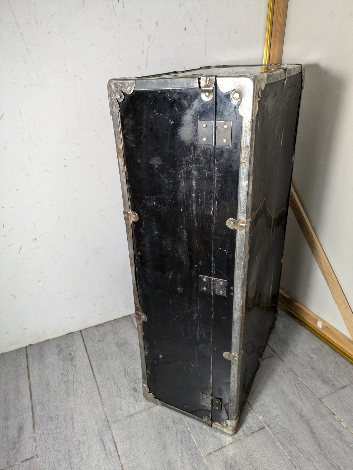 Vintage Art Deco Tin Metal Briefcase Suitcase Steamer Luggage B69