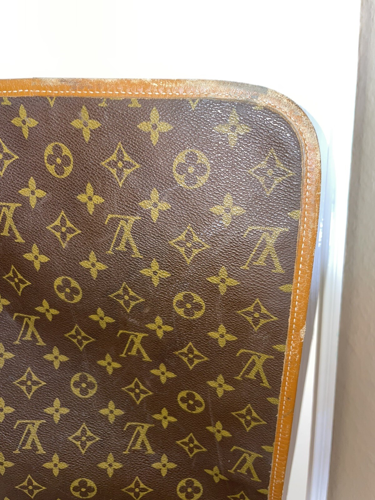 Vintage Louis Vuitton French Paper Tag Garment Bag. 2