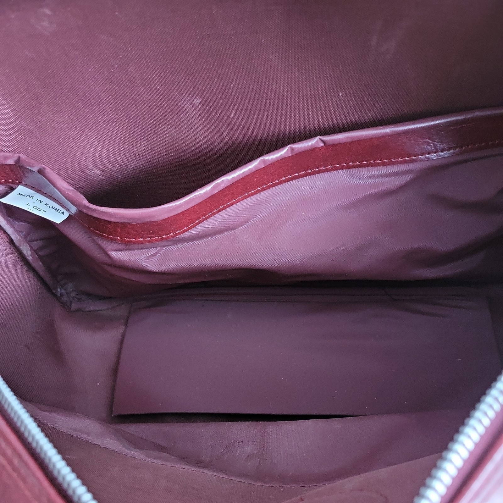 Vtg 70’s World Traveler Maroon/ Red Retro Luggage CARRY ON Over Night Travel Bag