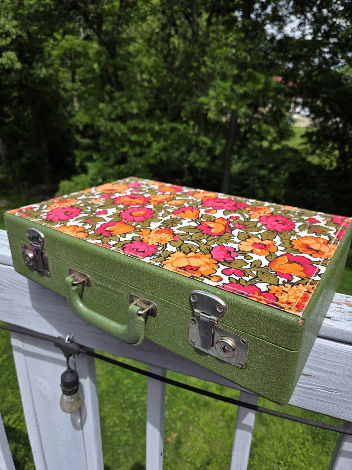 Vintage 60s 70s Mod Floral Attache Case Briefcase Flower Power Green w/ Key RARE