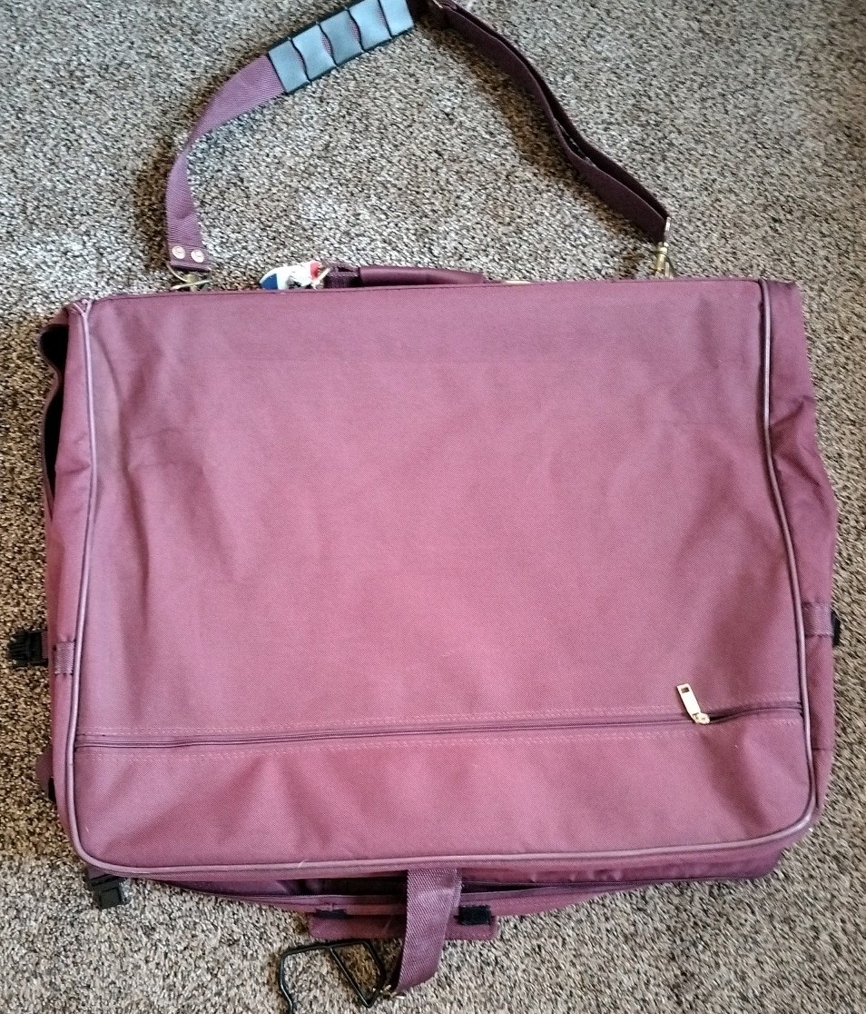 American Tourister Garment Bag Non-wrinkle Suit Dress Travel Bag