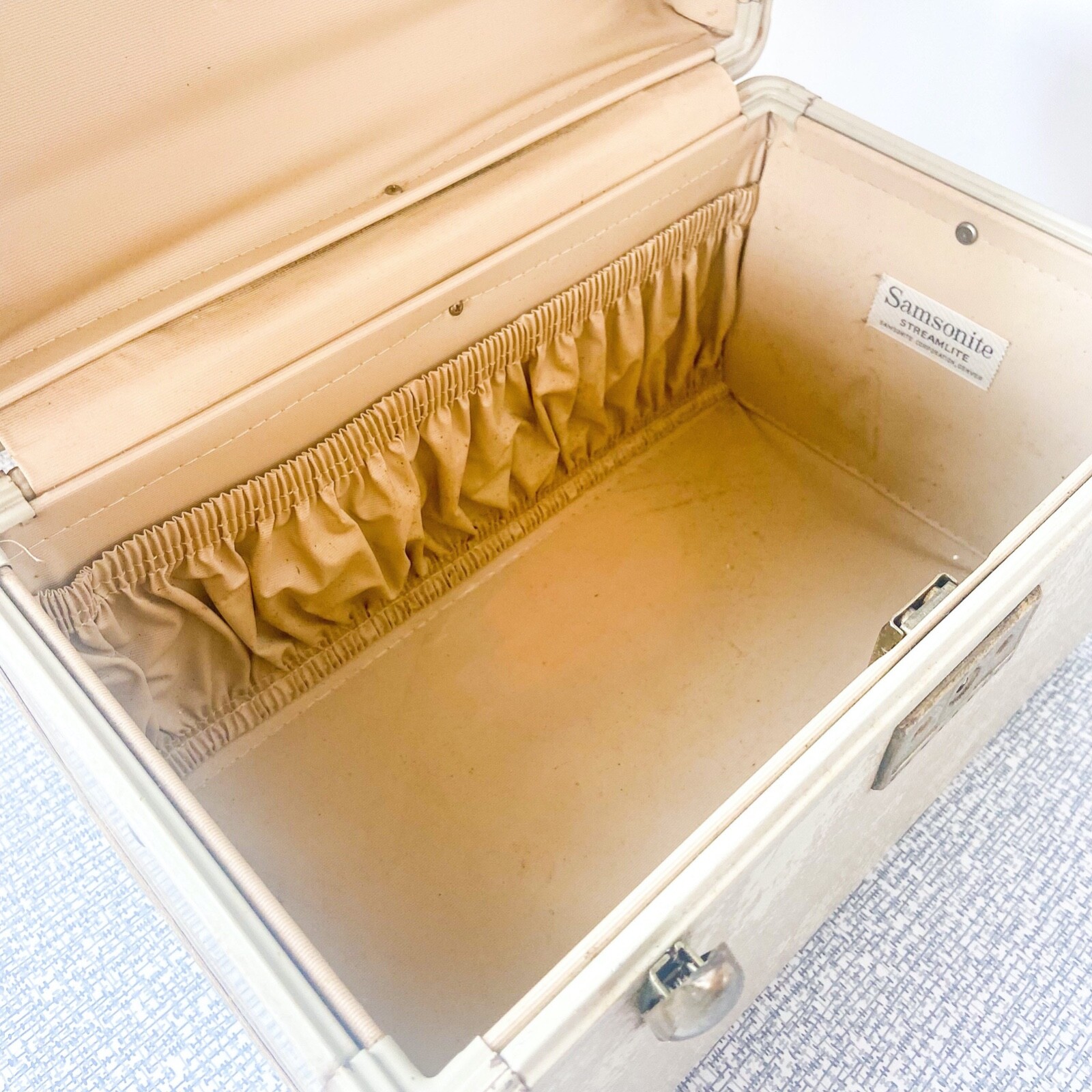 Vintage Train Case, Samsonite, vintage Luggage, Vintage Samsonite, Accessory Cas