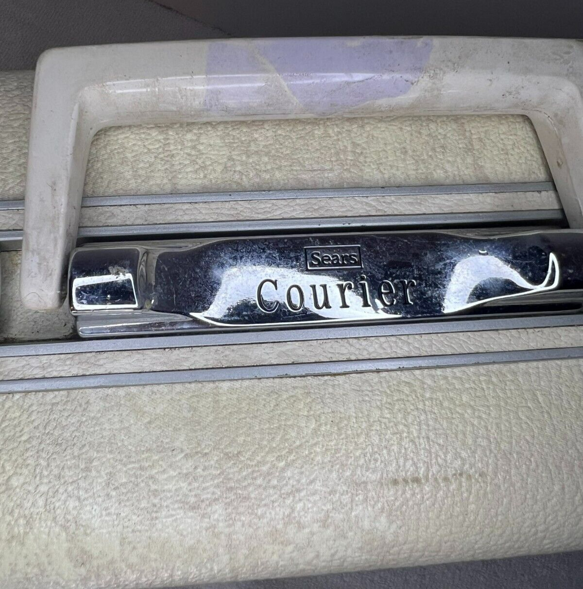 Vintage Sears Courier Luggage Hard Case White/Tan 16.5x12x5 Read description.