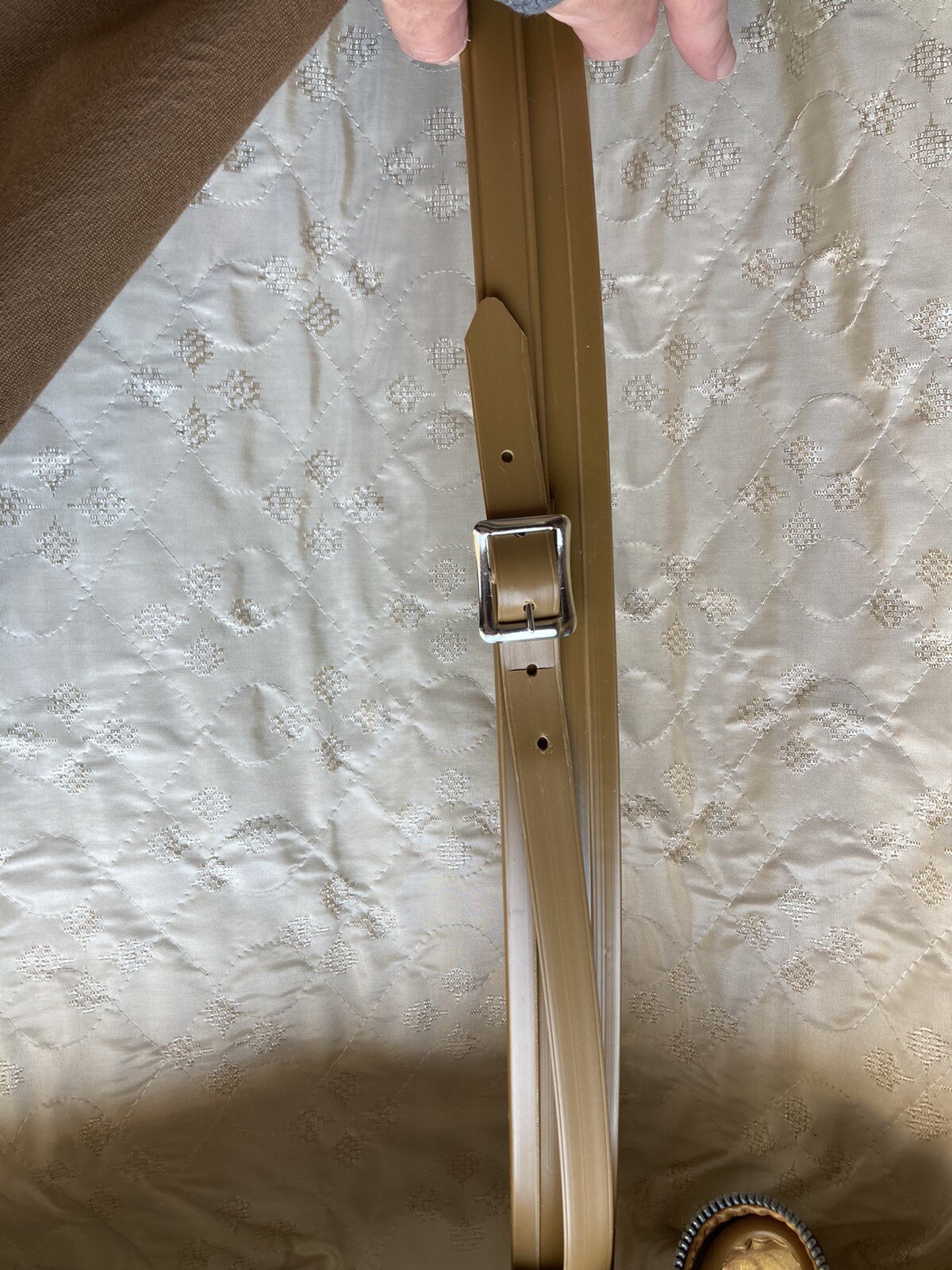 Vintage 1970’s American Tourister folding Faux Leather Garment Bag w/hanger Hook