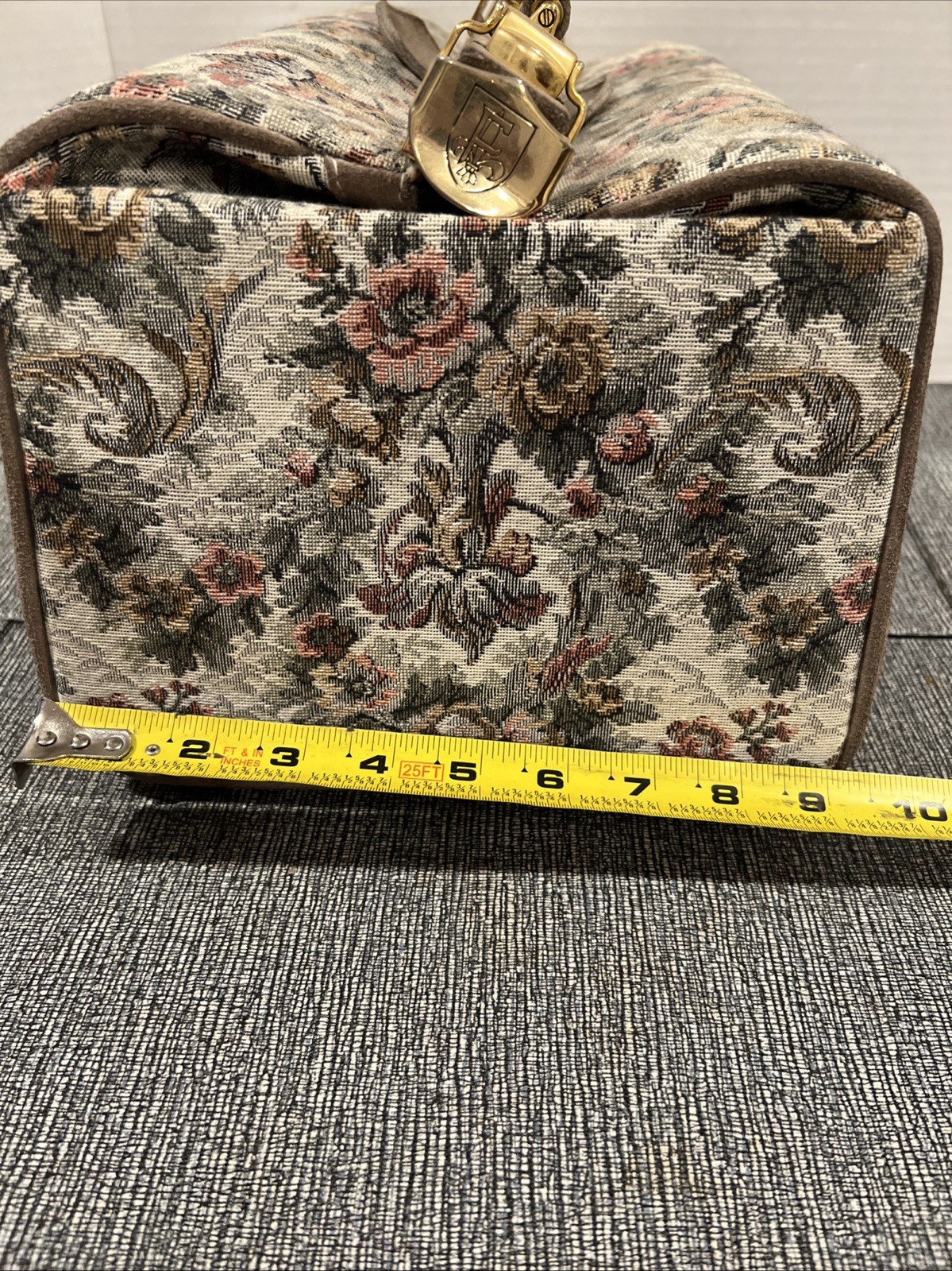 Vintage FRENCH LUGGAGE CO. Paradise Tapestry & Suede Doctor Train Case No Keys