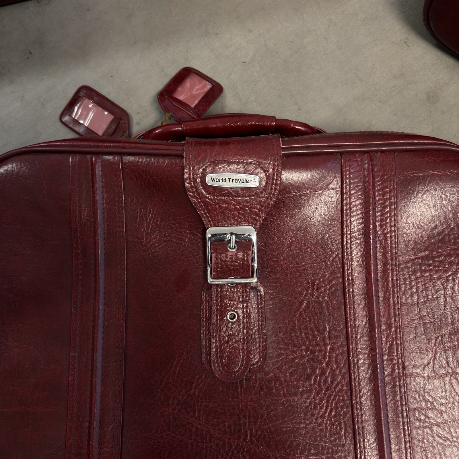 Vintage World Traveler 4 Piece Burgundy Red Leather Travel Suitcase Luggage Set