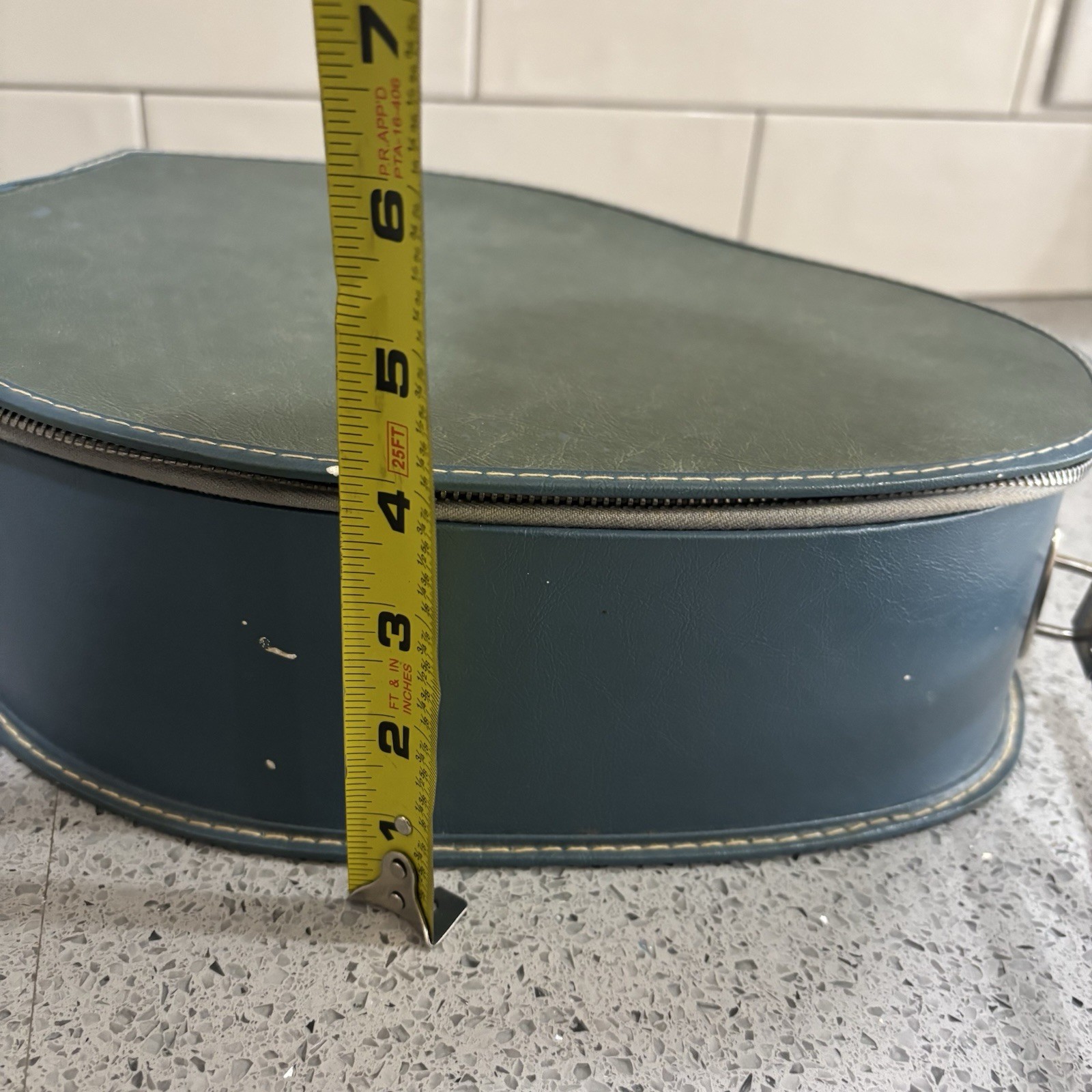 Vintage Suitcase Oval Train Case Carry On Bag Blue Mid Century Egg Shape 1960’s