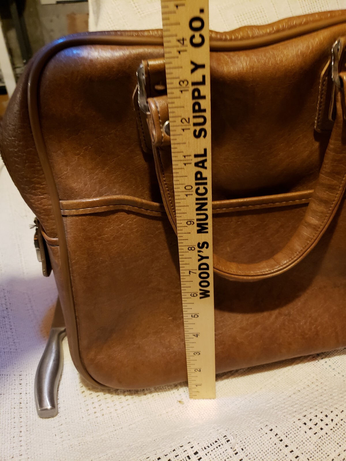 VTG Leather Travel Bag Luggage Suitcase C&C Zippers Camel Brown Italy