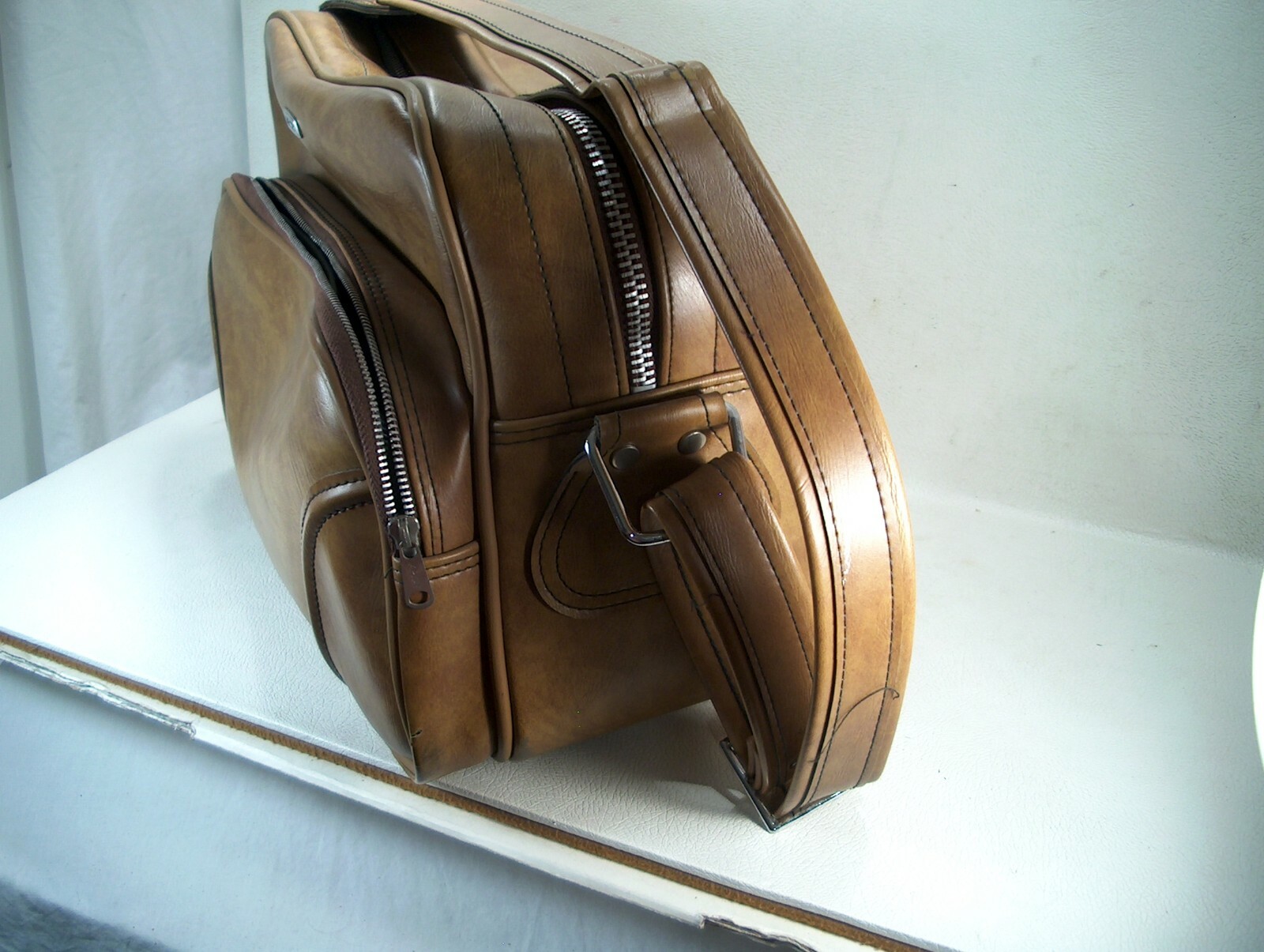 VINTAGE AIRWAY CARRYON CASE