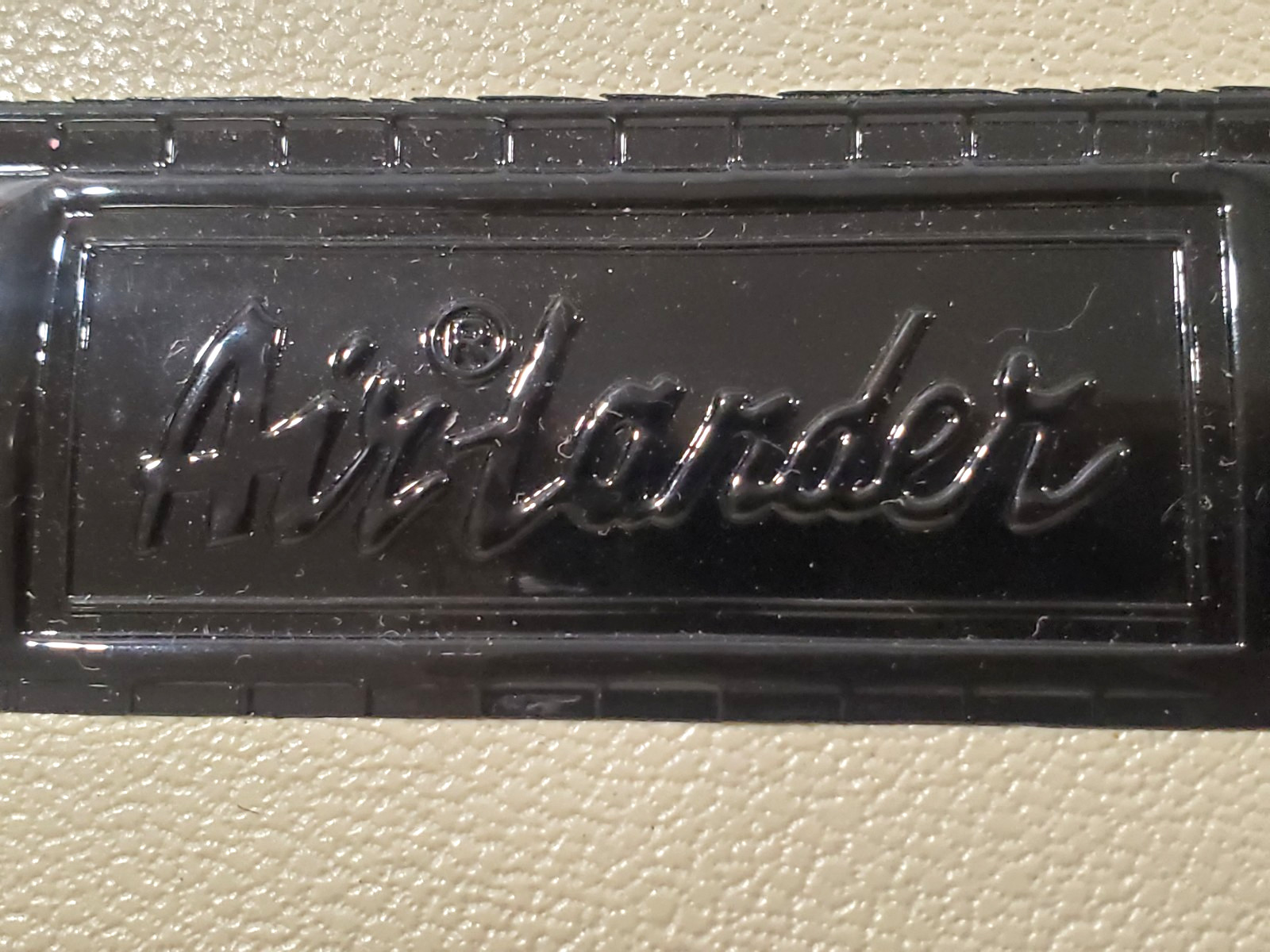 Vintage 1960s Air-Lander Travel Carry-Alls Luggage Train Case Zipper Handle USA