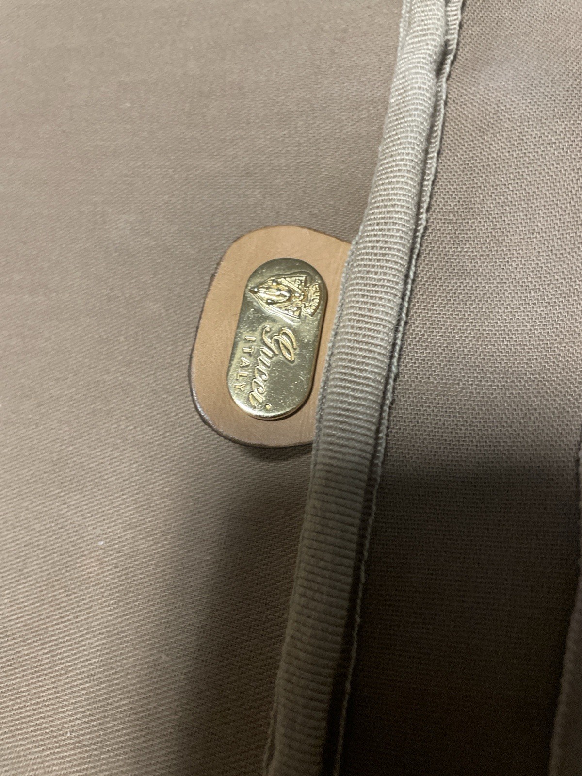 Vintage Gucci GG Monogram Hard Case Travel Bag Authentic Italy 010-39-4908-60