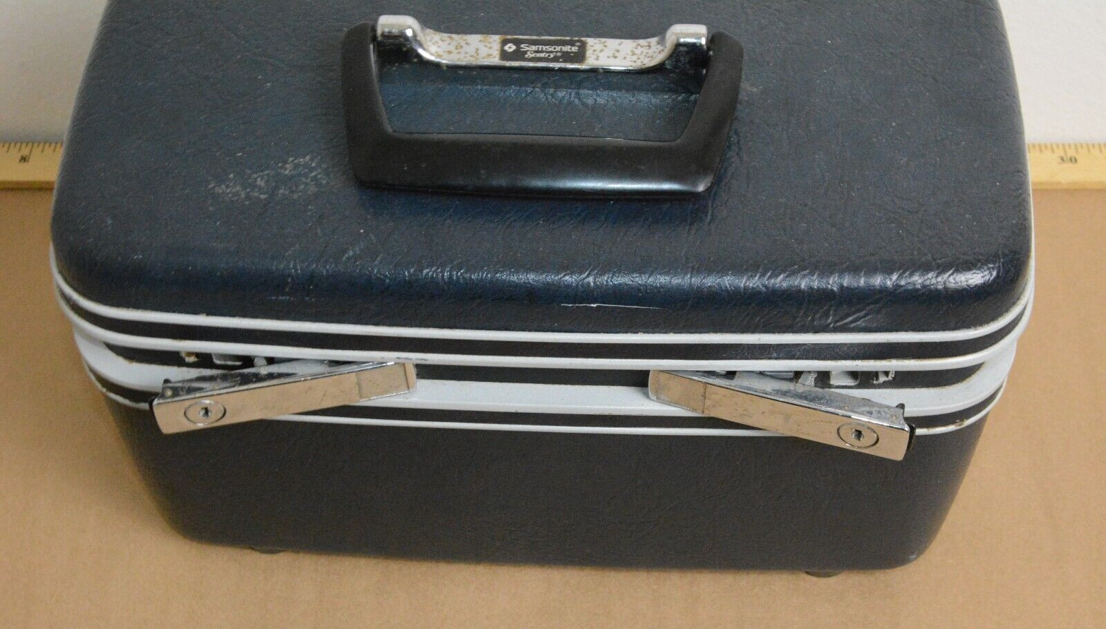 Vintage Samsonite Sentry Train Make-up Case, Navy Blue w/ Mirror