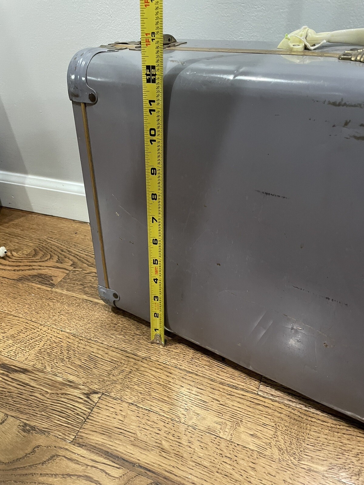 Vintage Metal Suitcase Luggage Carry On Art Deco Decor Play Movie Prop +