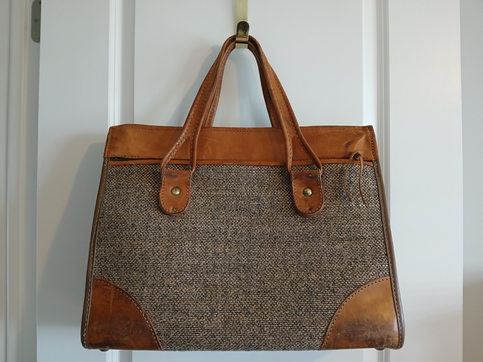 VINTAGE UNISEX HARTMANN LEATHER & TWEED ZIP TOTE BROWN / DOUBLE HANDLES
