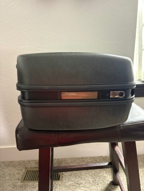Samsonite 1987 Silhouette 4 W/Wheels Personal Rolling Luggage Suitcase,w/3 Keys