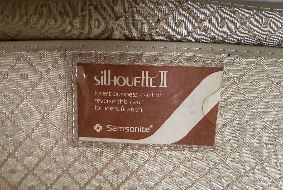 Vintage Samsonite Silhouette II Suitcase Retro 60s 70s Hard Shell Luggage Prop