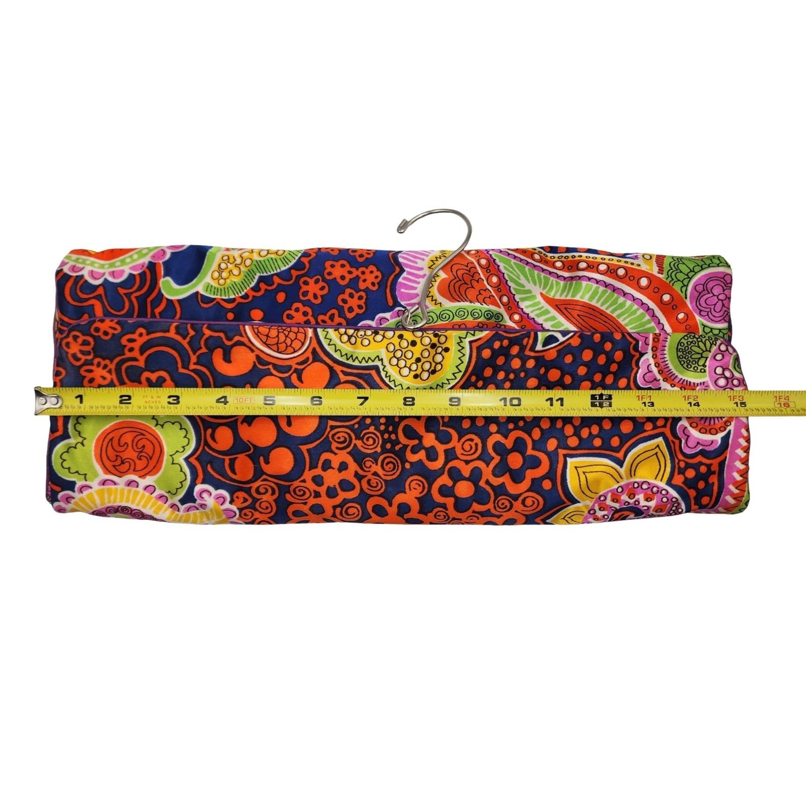 VTG Celebrity Inc Psychedelic Paisley Patterned Satin Fold Out Travel Bag Case