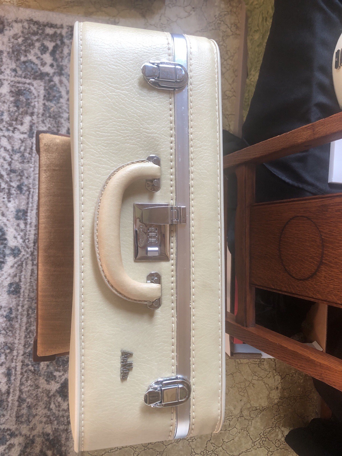 Ventura Casual Travelware Air Nita Cream Exterior Blue Interior In Original Box