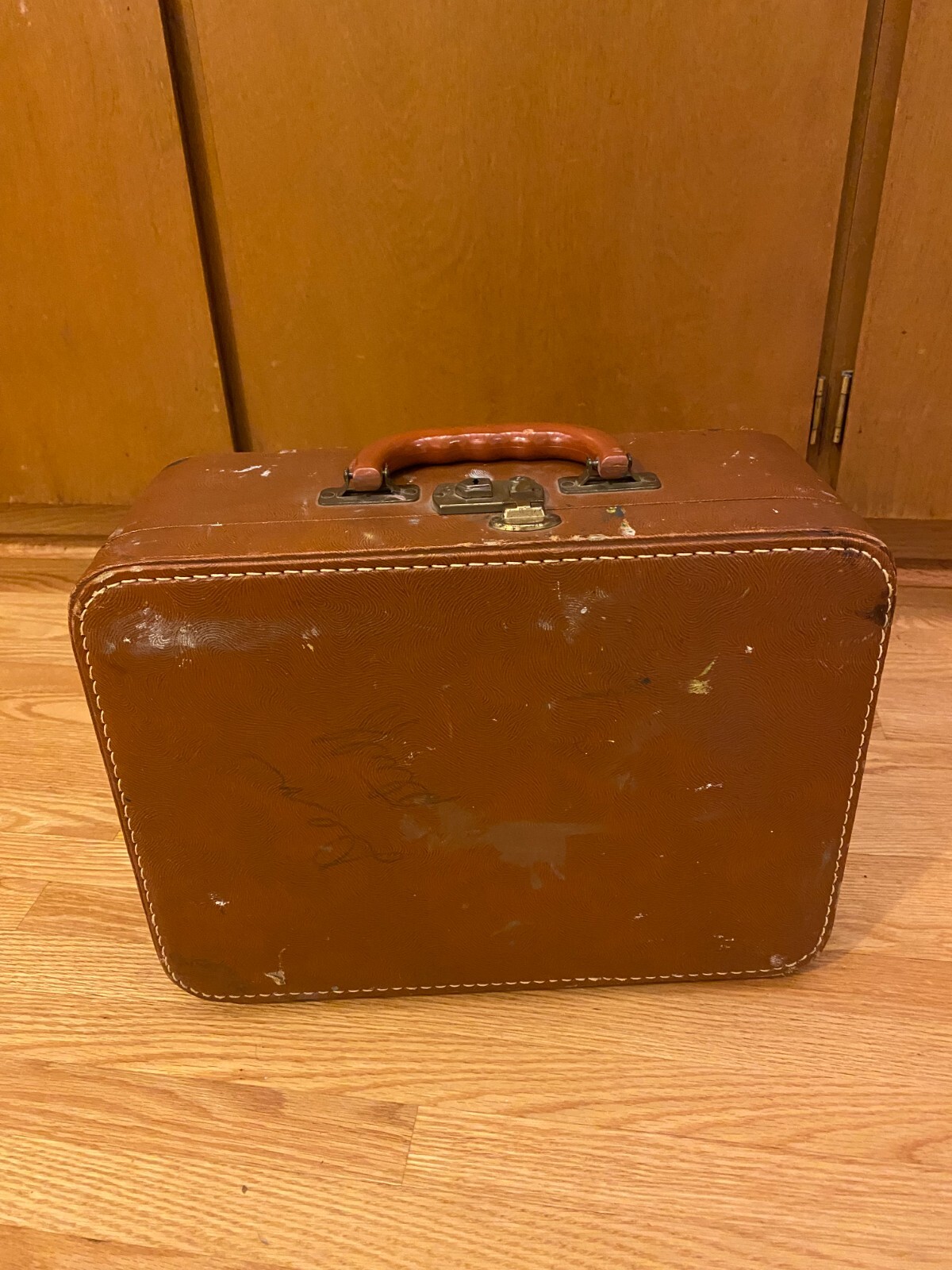 Vintage Congress Luggage Corporation Suitcase 13-1/2″ x 10″ x 5-1/2″ with Mirror