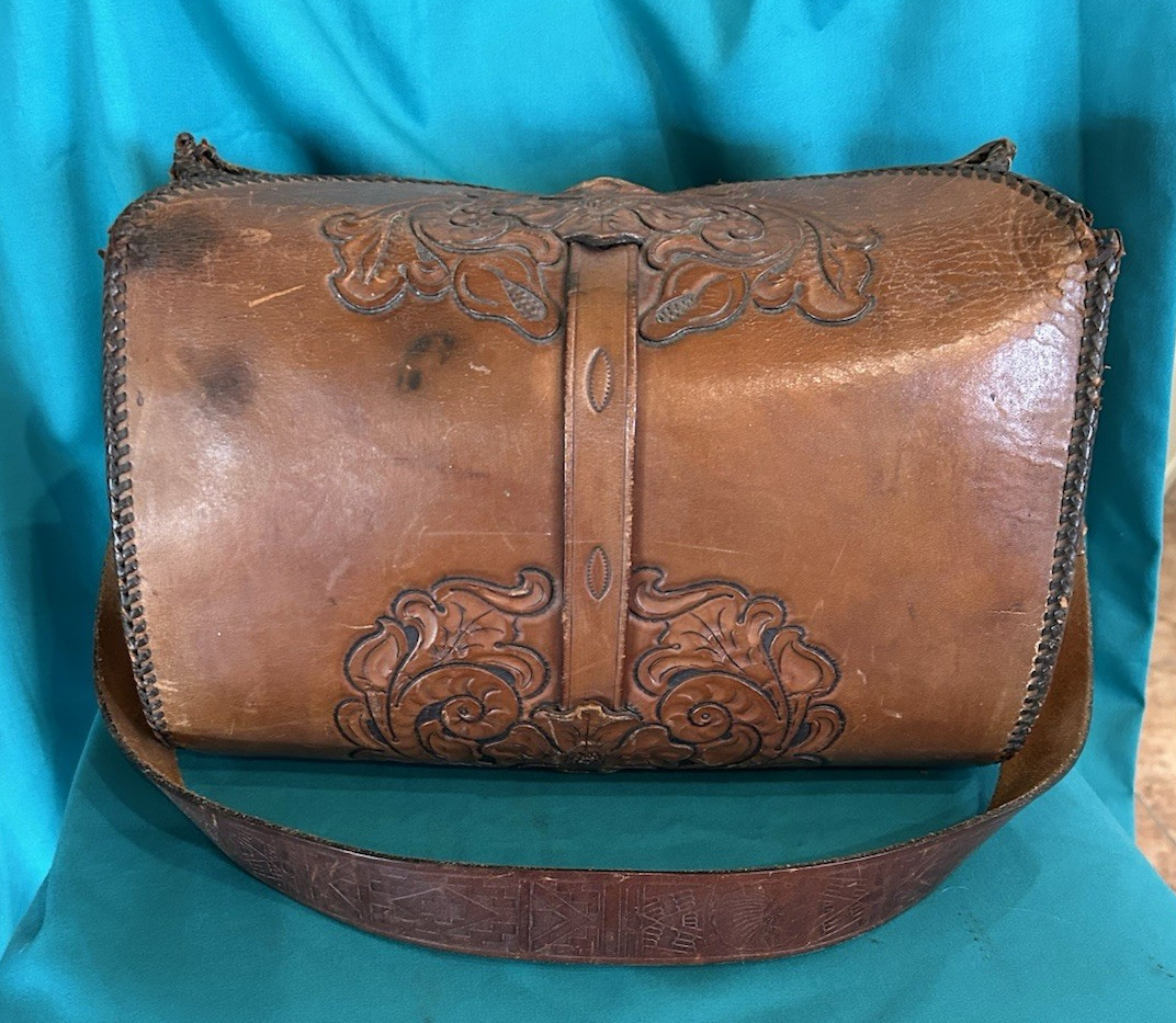Vtg 1940s Hand Tooled Leather Western Style Travel Luggage Valise Bag X Large