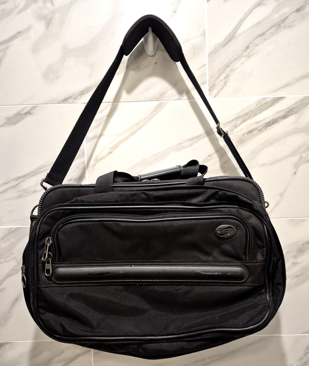 Vtg American Tourister Black Triumph Carry On Bag Padded Shoulder Strap 18x12x8