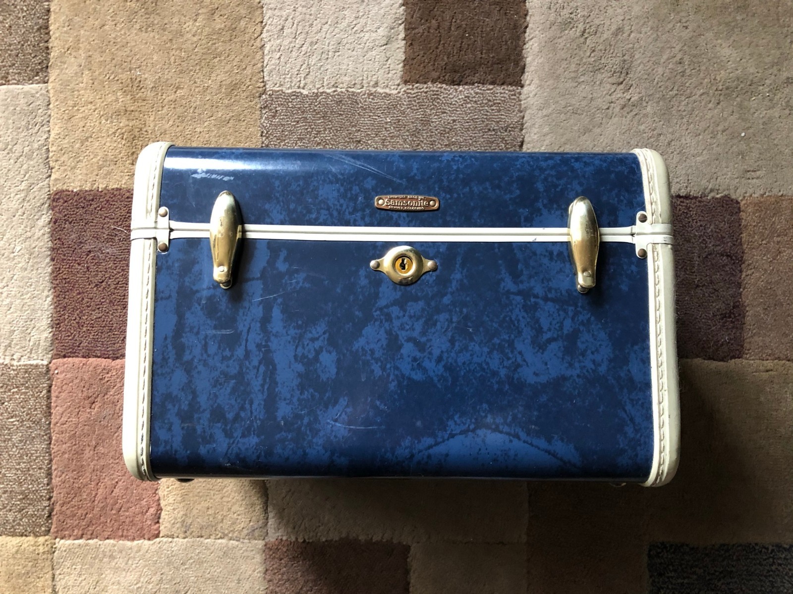 Circa 1940s Set of 2 Samsonite Shwayder Bros Suitcase + Makeup Case Marble Blue
