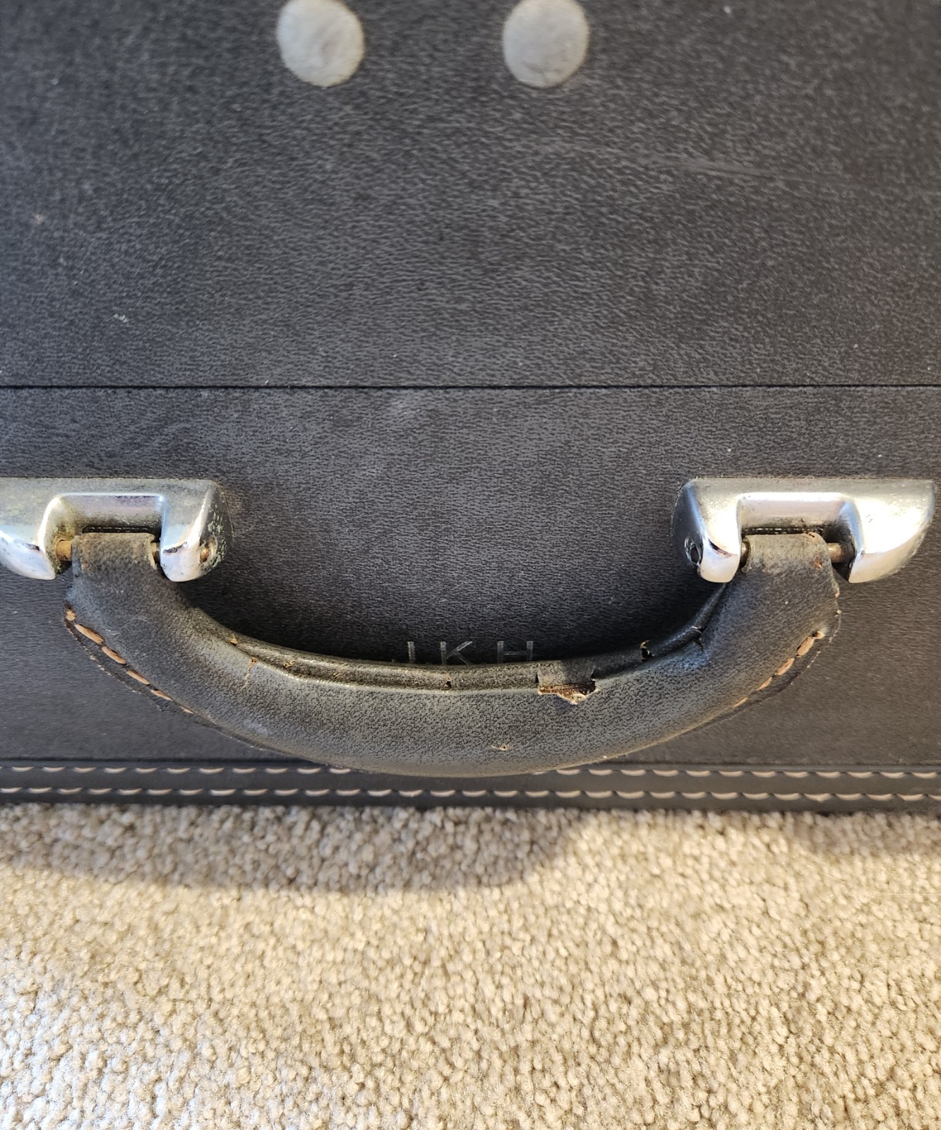 Skyway Hard Blue Vtg Suitcase w/Garment Holder~1940’s – No key. 21”x18”x8.75”
