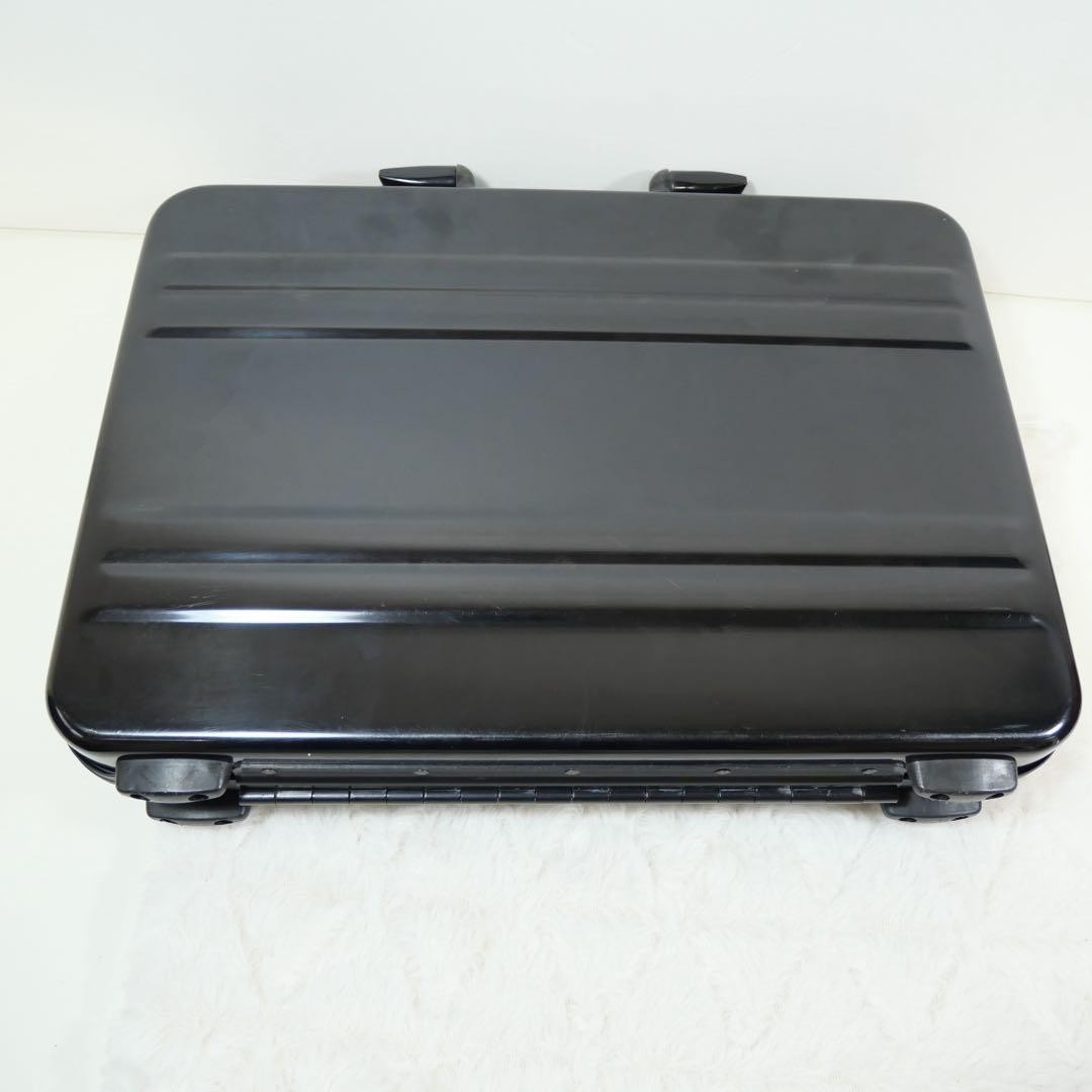 Zero Halliburton Mini Aluminum Case