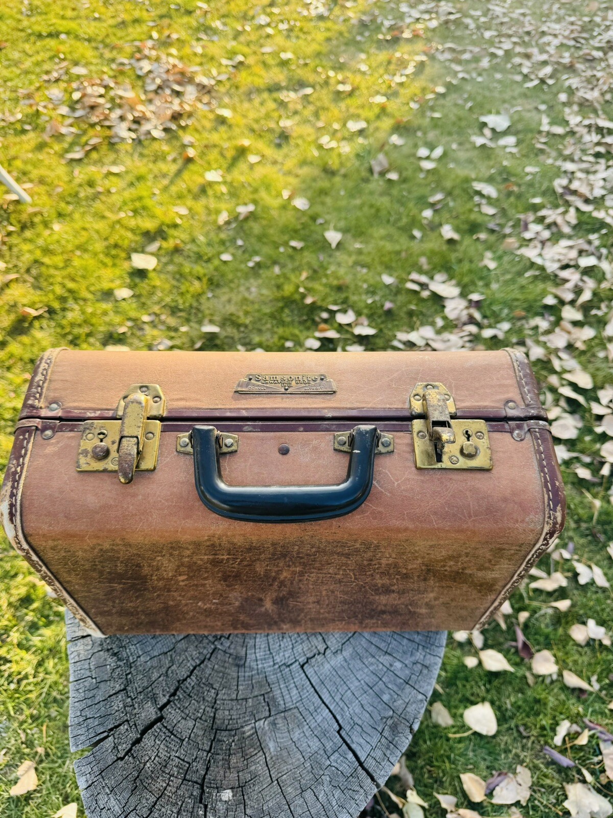 Vintage 1930s Leather Samsonite Handle Silk Lining Business Traveling Suitcase
