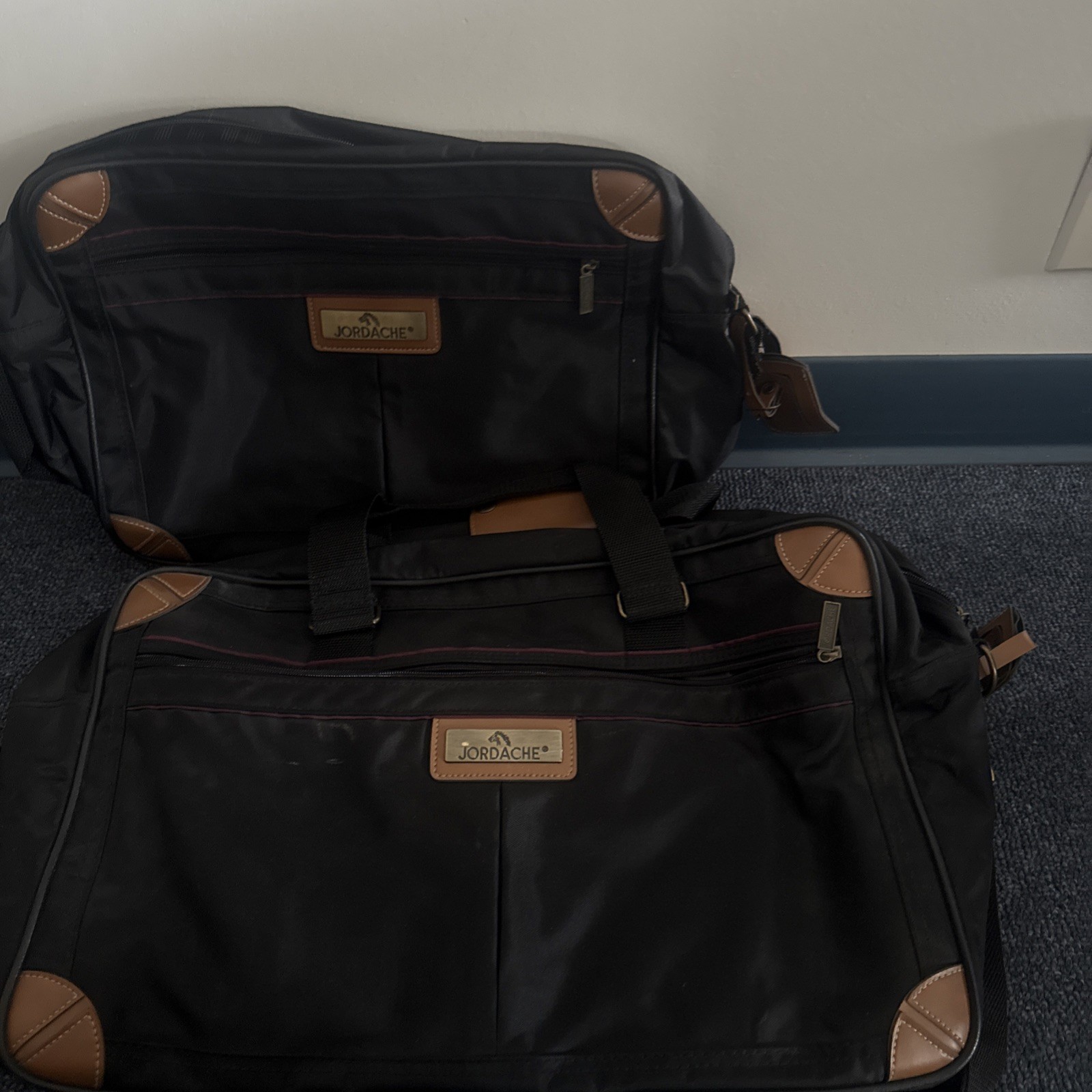 Vintage Black canvas and leather Jordache Suitcase 4 Piece Set. Looks New