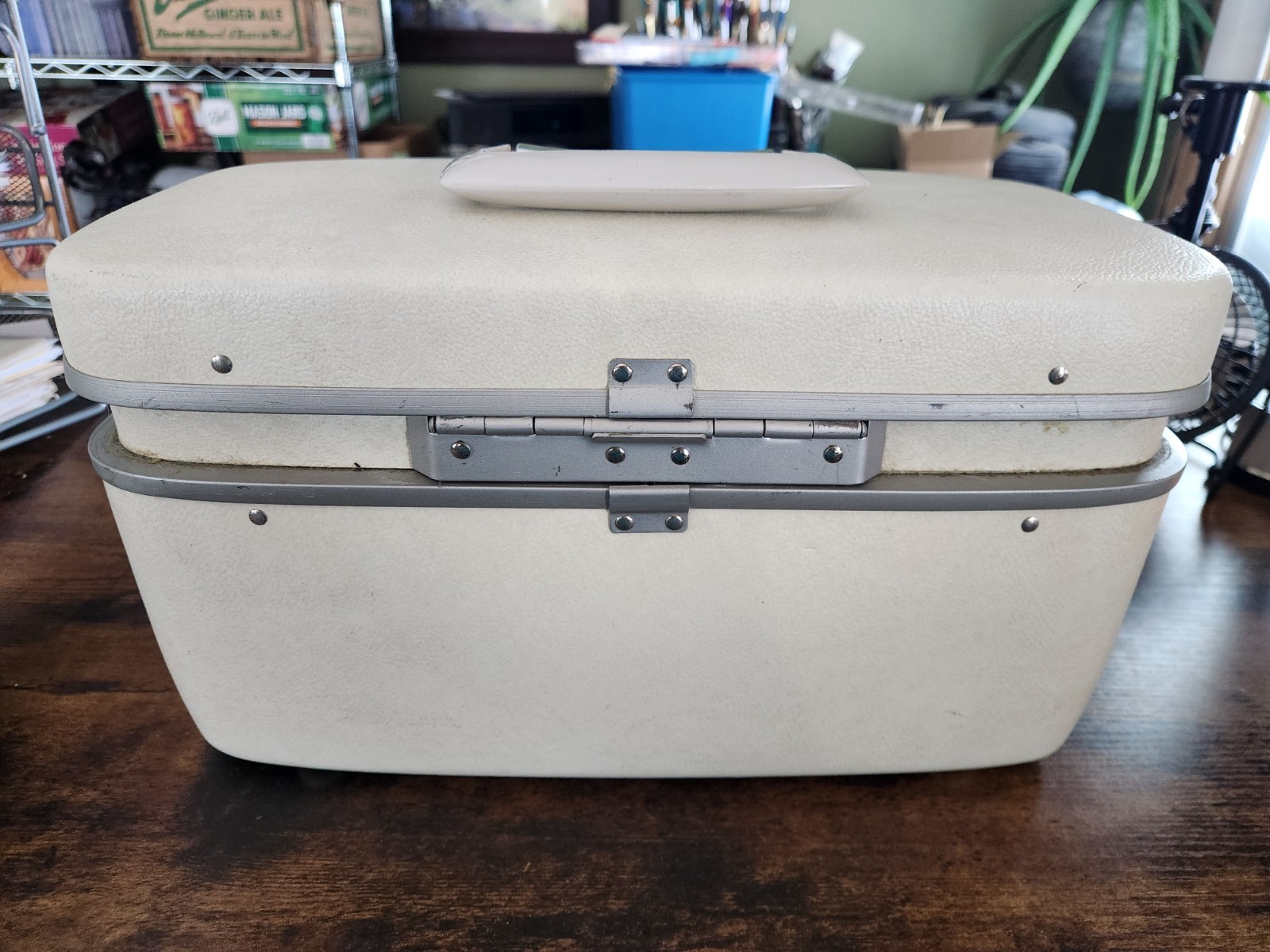 Vintage SAMSONITE HORIZON OFF White Train Travel Cosmetic Makeup Case Carry-on